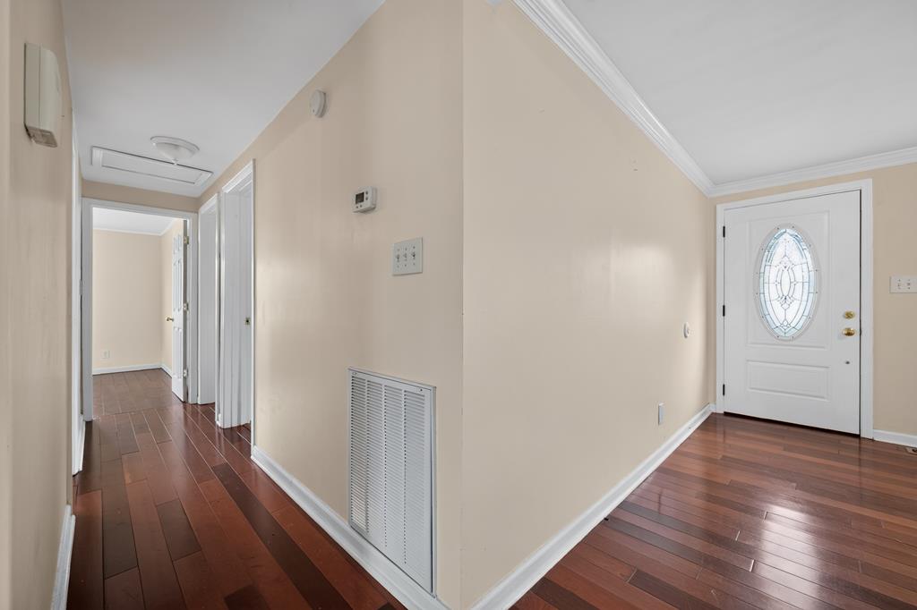 957 Hubbard Town Road Honaker, VA 24260 - Photo 27 of 51 Gallery Image 27