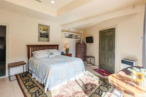 $3,295,000 | 3540 Oak Place, Carmel, CA 93923