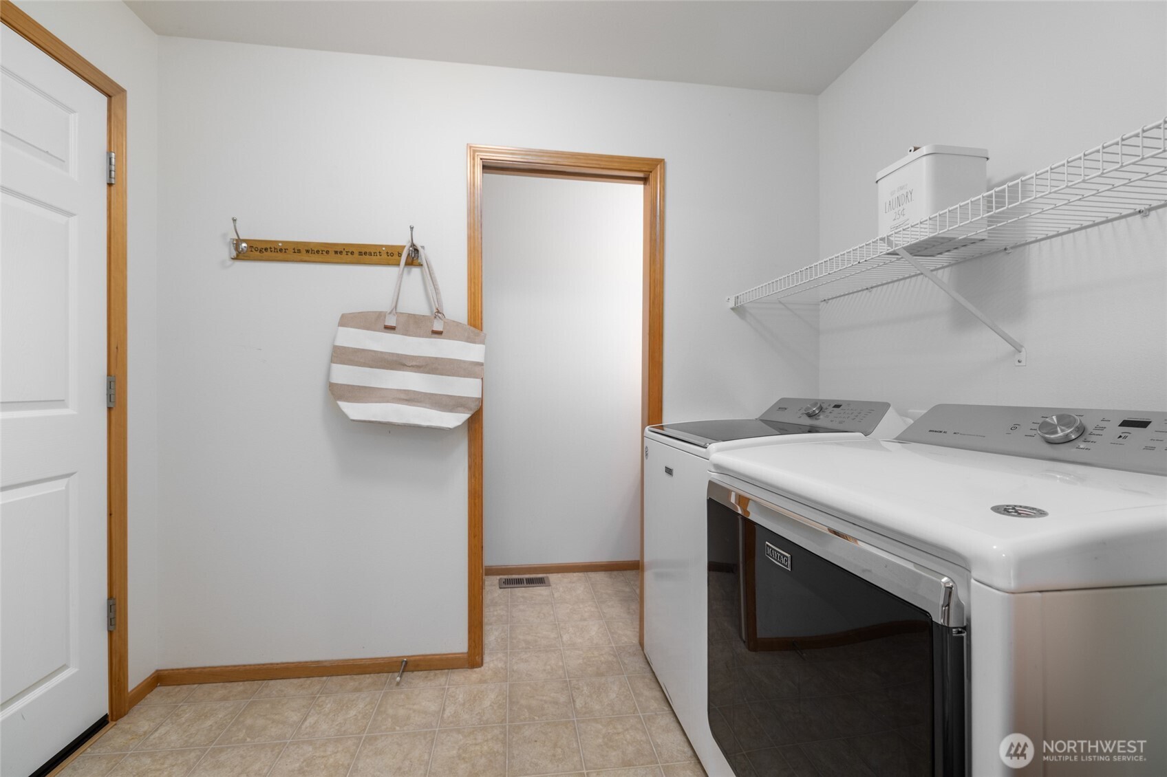 1182 Decatur Circle, Unit 7A Burlington, WA 98233 - Photo 30 of 36 a utility room with washer and dryer