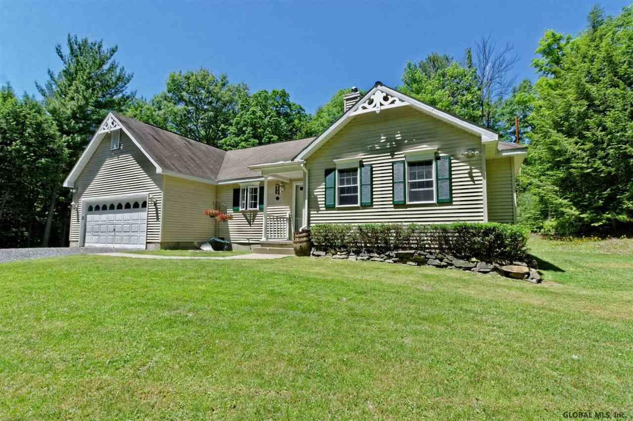 866 Plank Road Poestenkill, NY 12018 - Photo 5 of 25 Photo 5