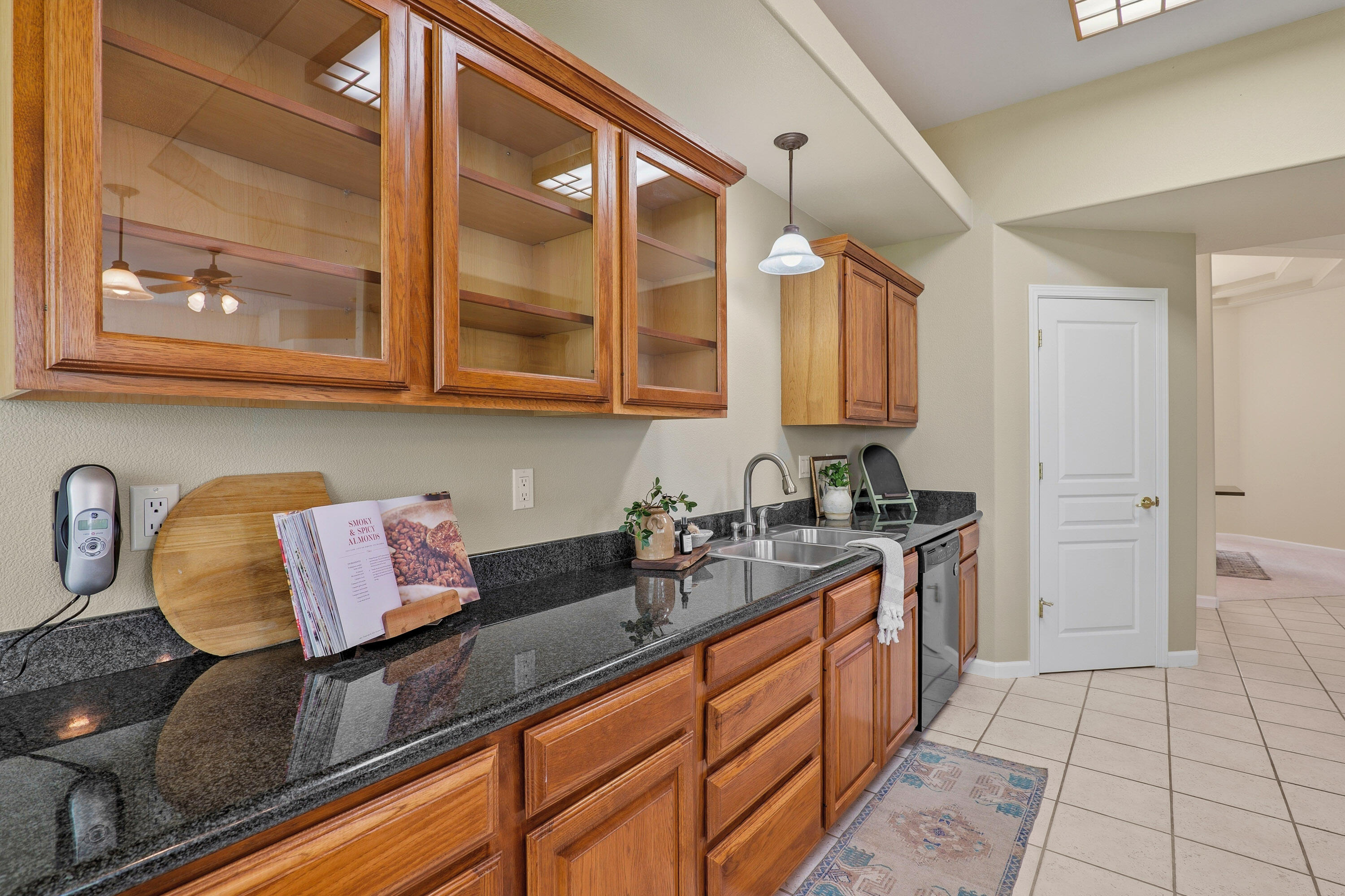 9703 Lower River Road Grants Pass, OR 97526 - Photo 12 of 43 9703LowerRiverRd-016
