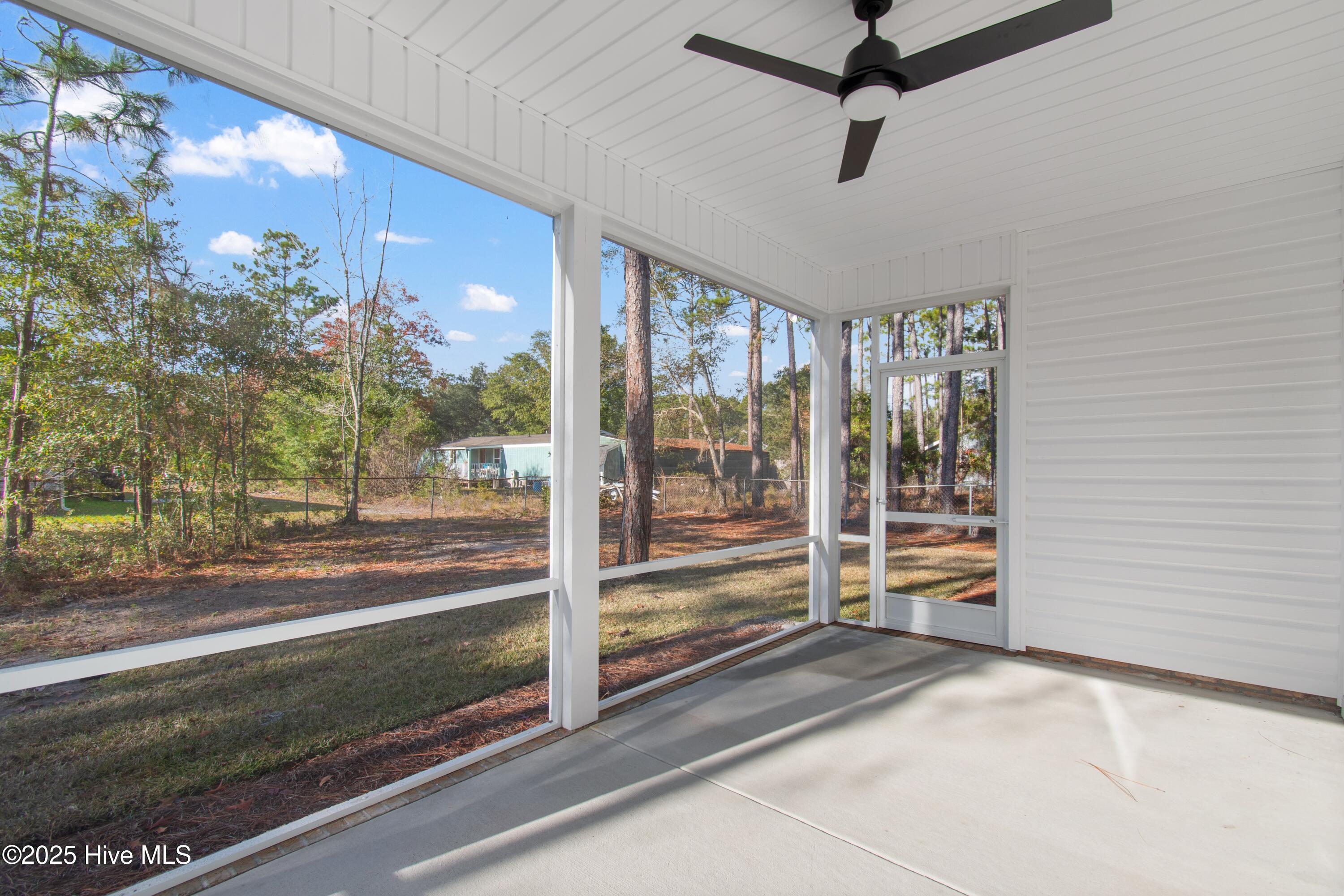 253 Sycamore Road Southport, NC 28461 - Photo 7 of 62 253SycamoreRd - 7