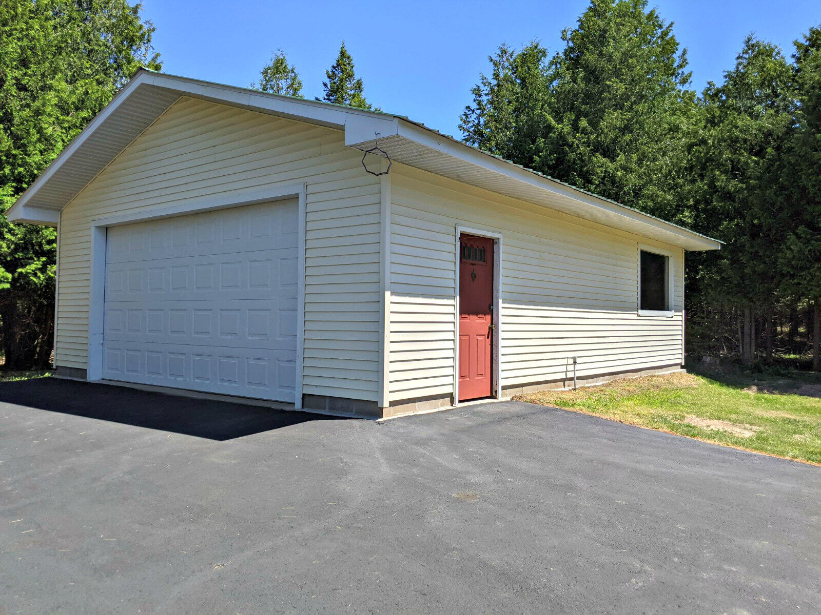 N4215 Gorman Road St. Ignace, MI 49781 - Photo 3 of 50 Gallery Image 3