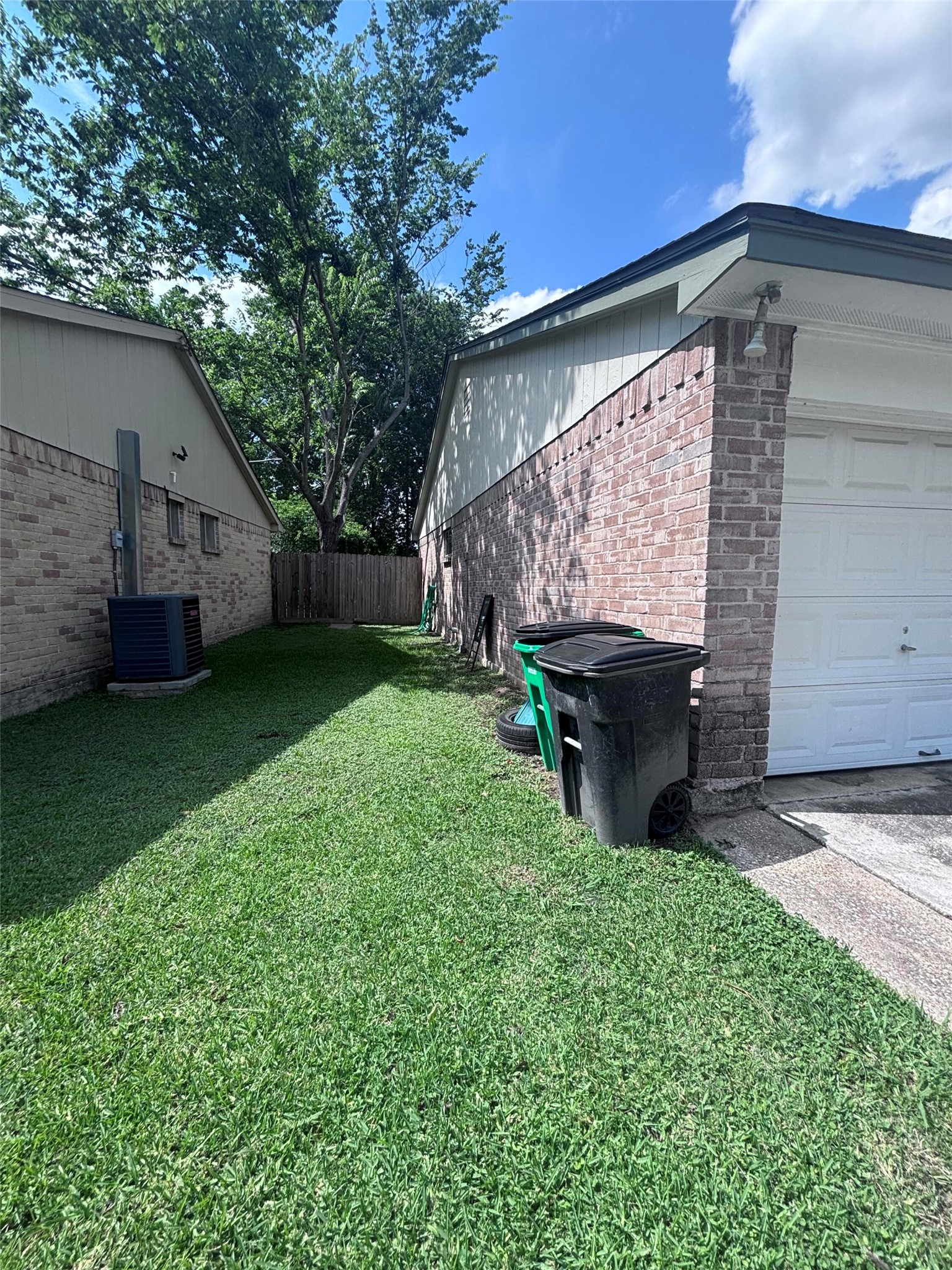 4419 Mossygate Drive Spring, TX 77373 - Photo 3 of 24