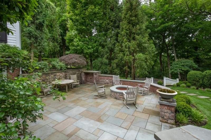 19 Cliffside Way Boonton, NJ 07005 - Photo 39 of 50
