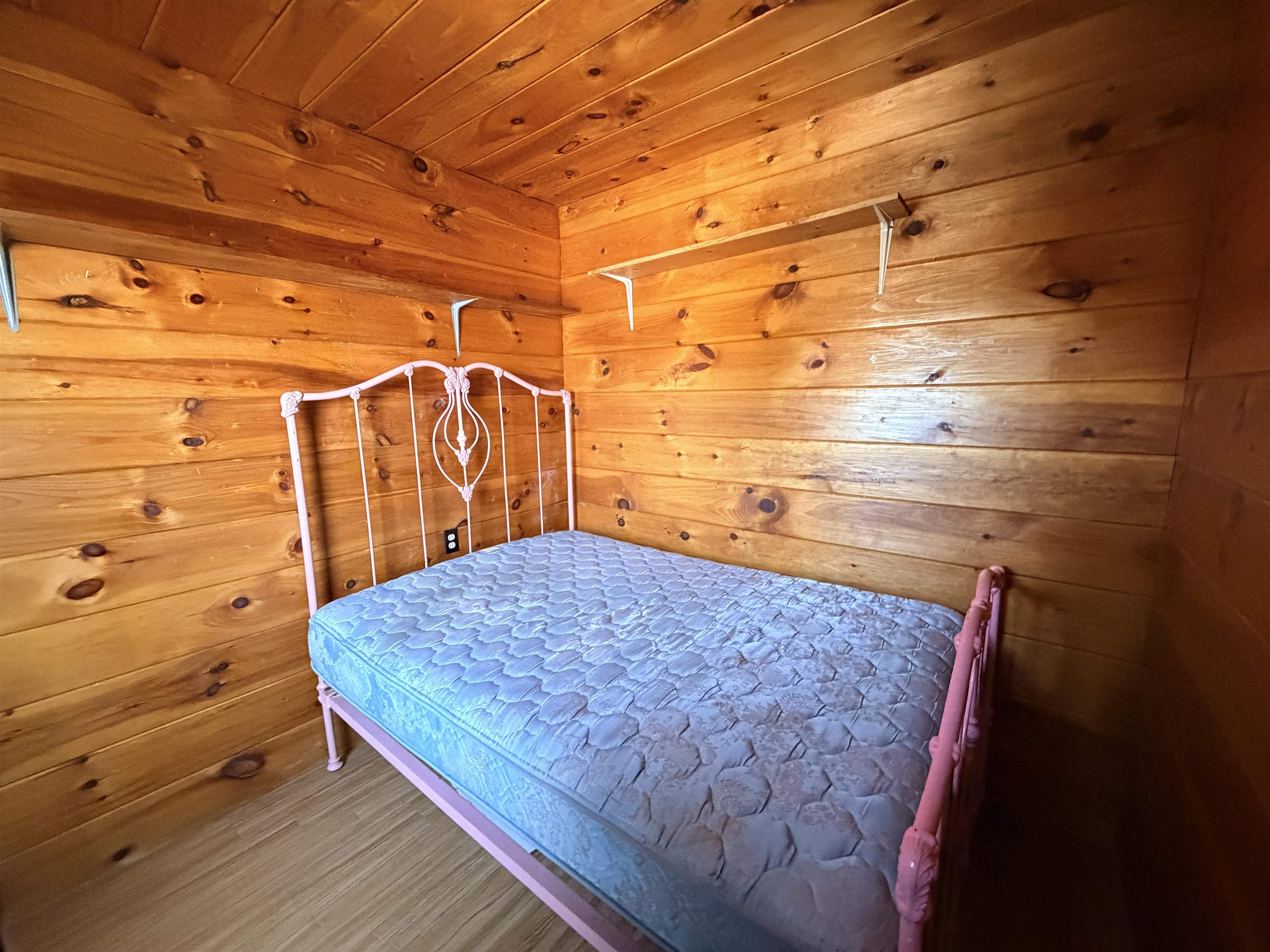22 New Dunstable Road Nashua, NH 03060 - Photo 13 of 32 Gallery Image 13