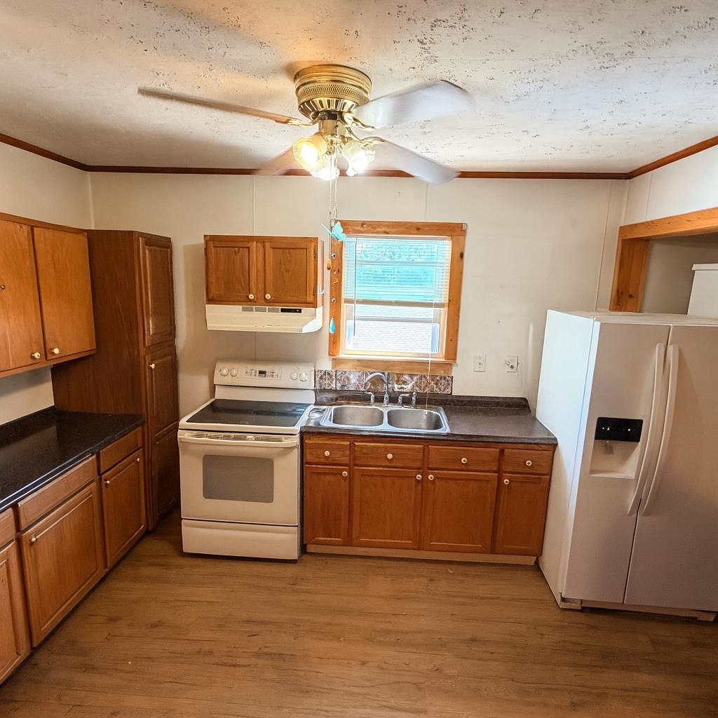22 New Dunstable Road Nashua, NH 03060 - Photo 15 of 32 Gallery Image 15