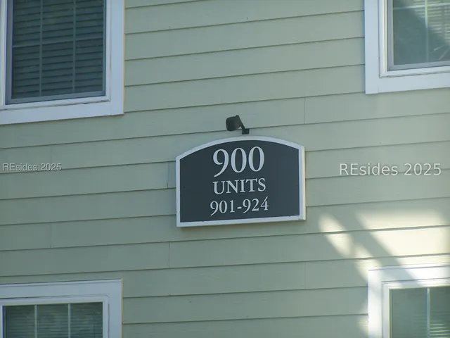 $223,000 | 100 Kensington Boulevard, Unit 913, Bluffton, SC 29910