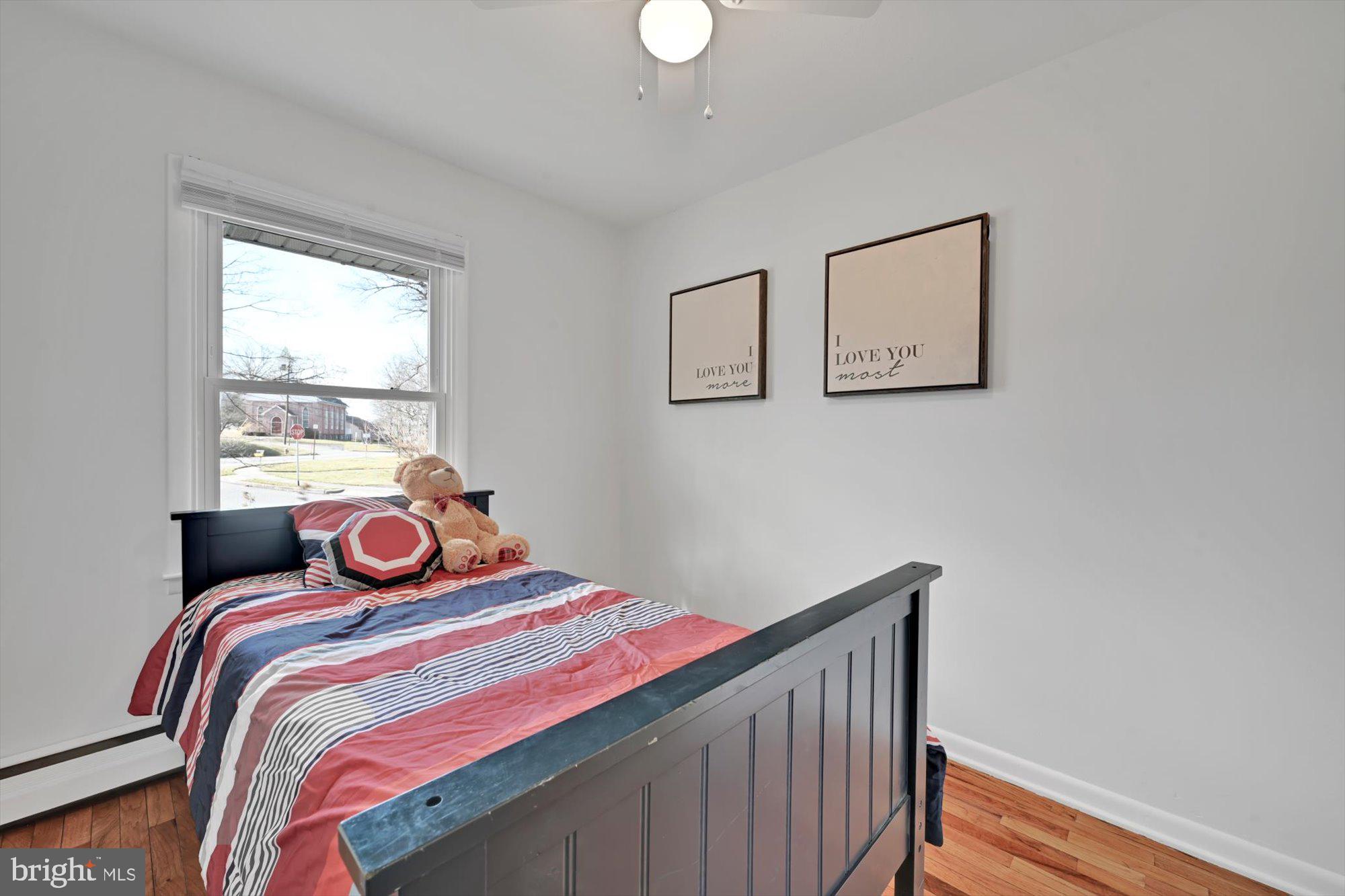 909 Philadelphia Avenue Reading, PA 19607 - Photo 10 of 24 Gallery Image 10