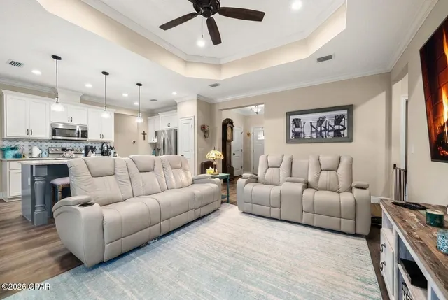 $419,900 | 215 Skunk Valley Road, Southport, FL 32409