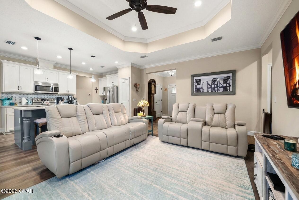 215 Skunk Valley Road Southport, FL 32409 - Photo 9 of 38