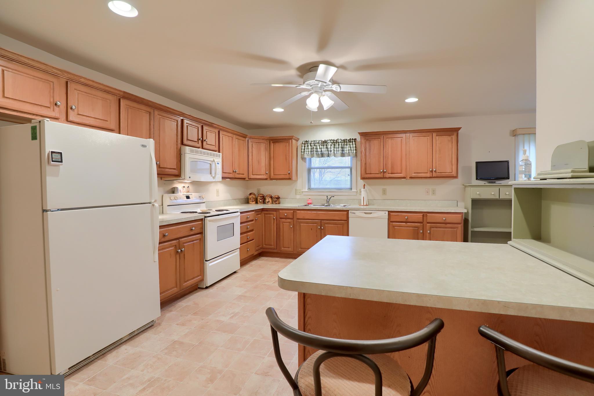 1560 Ridgeview Avenue Lancaster, PA 17603 - Photo 14 of 31 Gallery Image 14