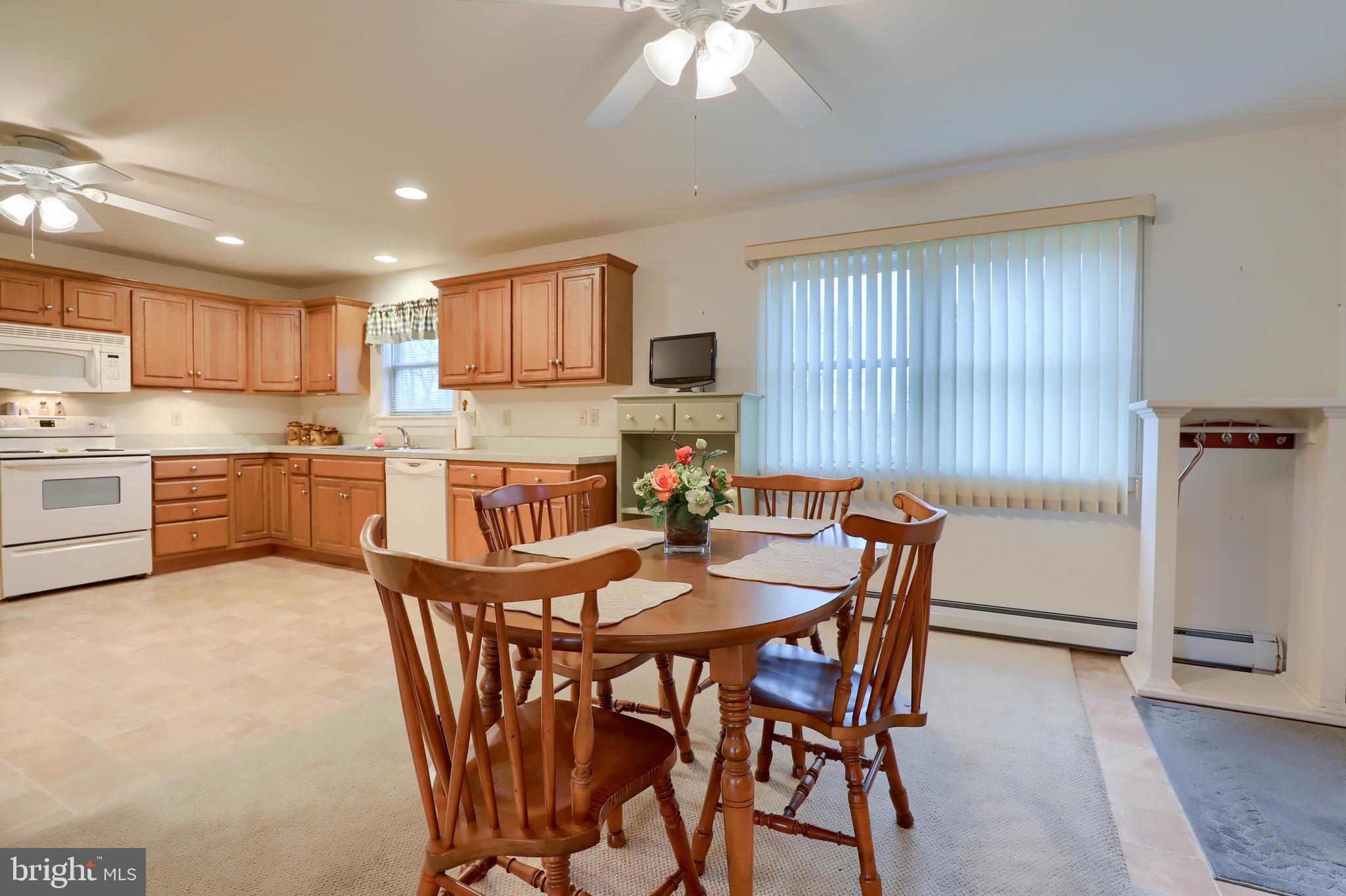 1560 Ridgeview Avenue Lancaster, PA 17603 - Photo 17 of 31 Gallery Image 17