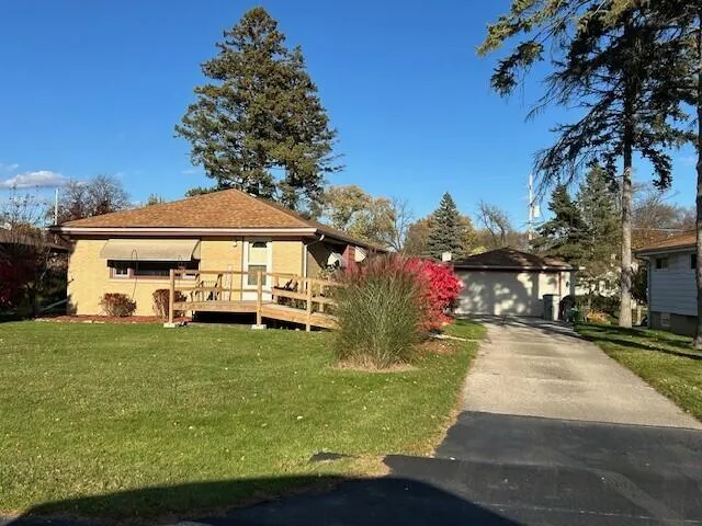 $279,000 | 7650 North Delta Place, Milwaukee, WI 53223