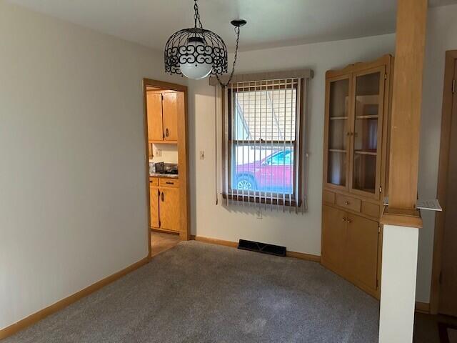 7650 North Delta Place Milwaukee, WI 53223 - Photo 13 of 32 Dining Area