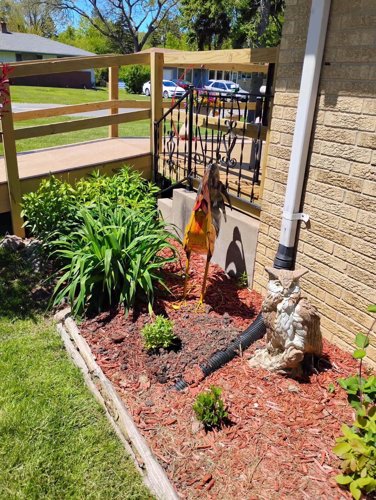 7650 North Delta Place Milwaukee, WI 53223 - Photo 29 of 32 Summer Side 2