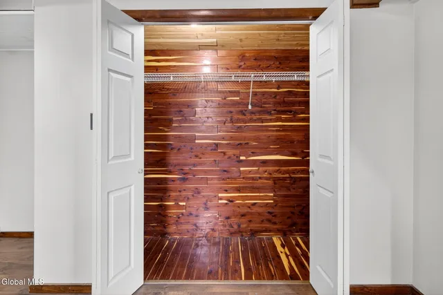 $339,900 | 10 Katherine Terrace, Clifton Park, NY 12065