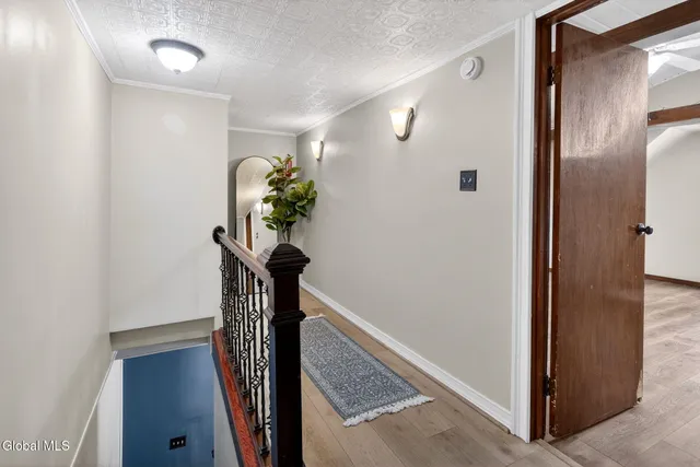 $329,900 | 10 Katherine Terrace, Clifton Park, NY 12065