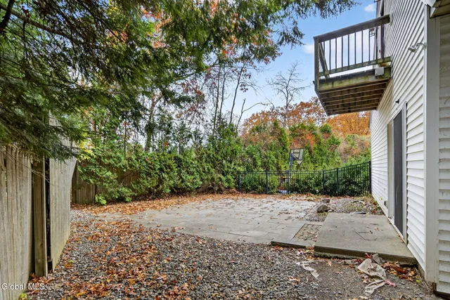 $339,900 | 10 Katherine Terrace, Clifton Park, NY 12065