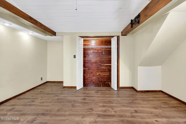 $329,900 | 10 Katherine Terrace, Clifton Park, NY 12065