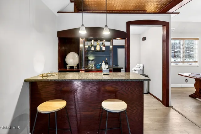 $329,900 | 10 Katherine Terrace, Clifton Park, NY 12065