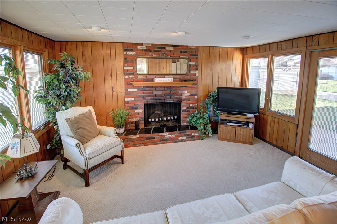 9720 Reichert Road Parma, OH 44130 - Photo 13 of 35