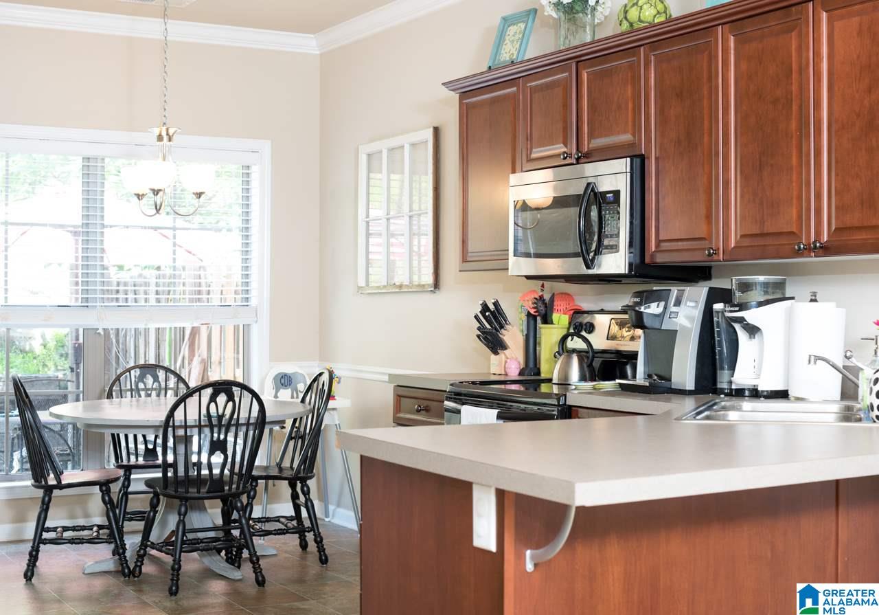 2400 Ridgemont Drive Birmingham, AL 35244 - Photo 8 of 33