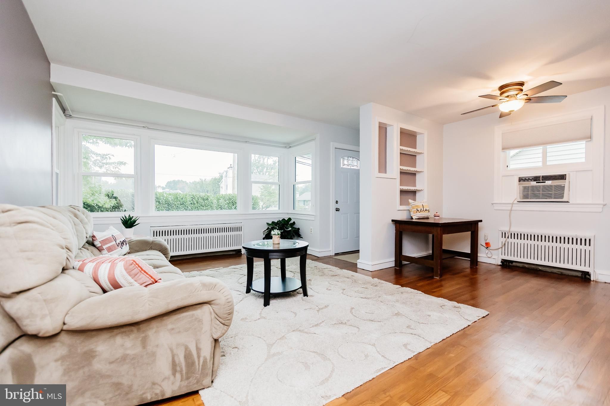 535 Durham Road Langhorne, PA 19047 - Photo 3 of 46 Living Room