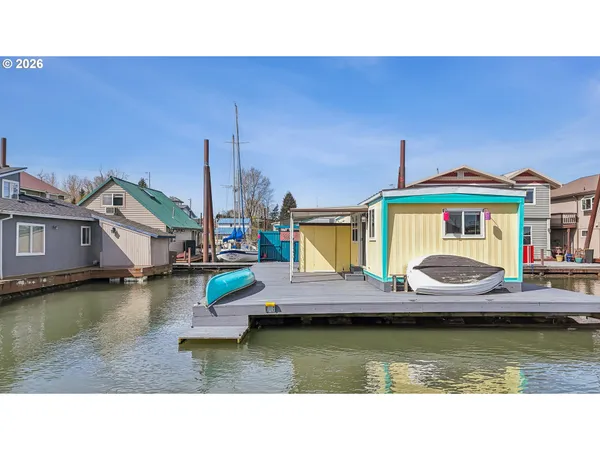 $199,000 | 18989 Northeast Marine Drive, Unit 32, Portland, OR 97230