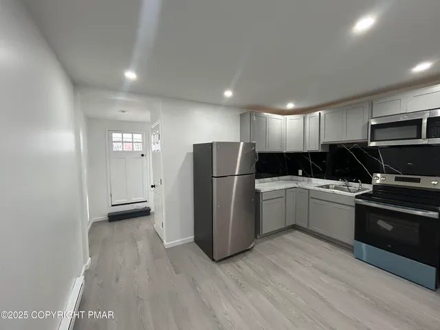 $1,500 | 222 East Patterson Street, Unit 4, Lansford, PA 18232