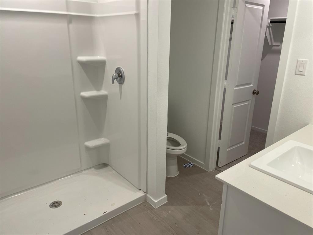 1021 Raintree Road Princeton, TX 75407 - Photo 10 of 16 Master Bath