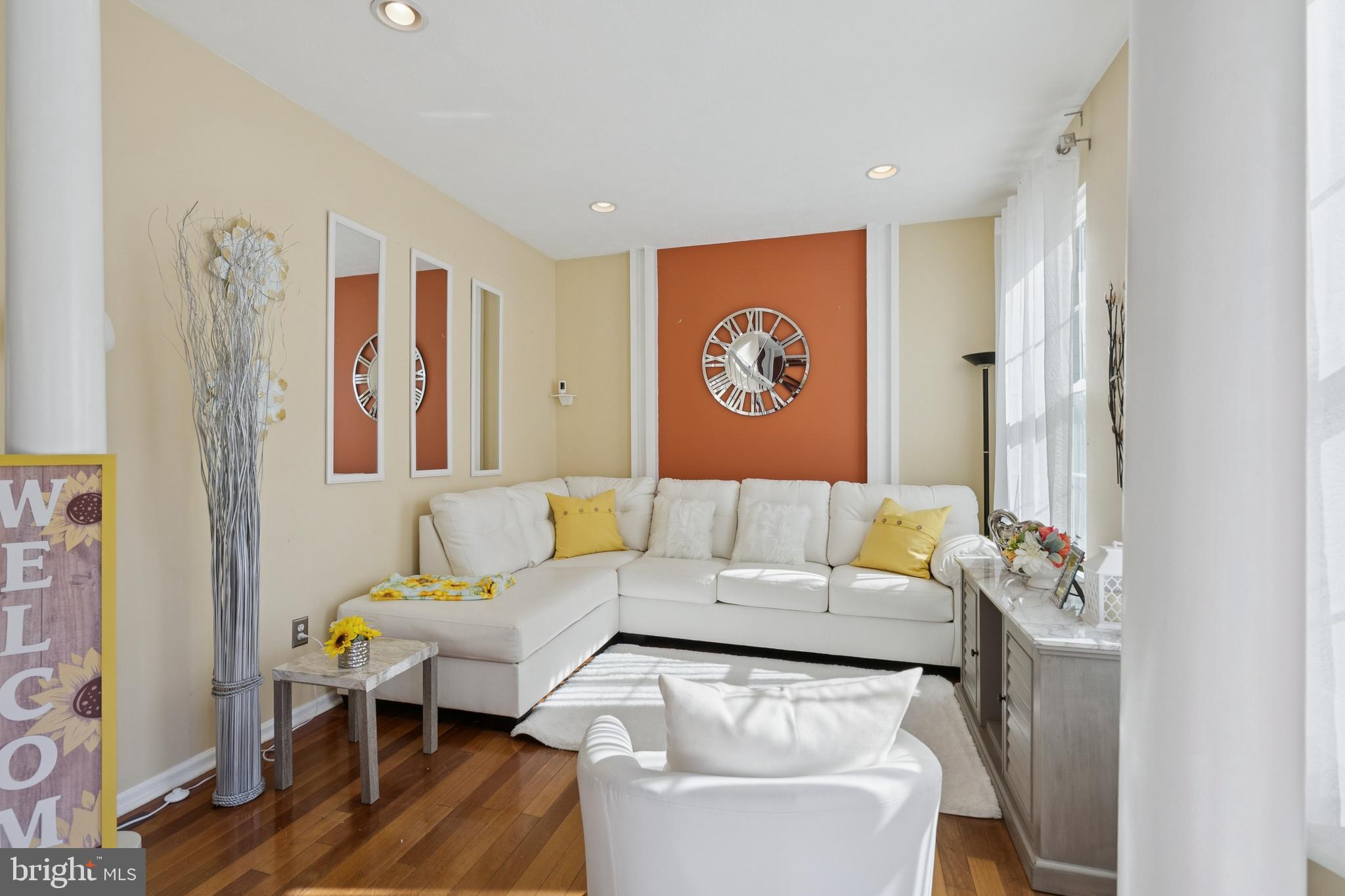 7 Meadowbrook Drive Westampton, NJ 08060 - Photo 5 of 25 a living room with furniture and a painting on the wall