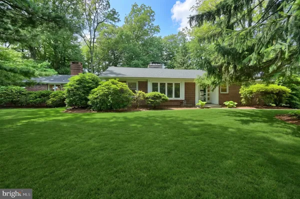 $575,000 | 2850 Iron Stone Hill Road, York, PA 17403