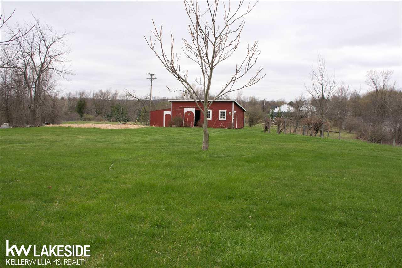 1950 Lakeville Road Leonard, MI 48367 - Photo 40 of 41 31379156-47.JPG