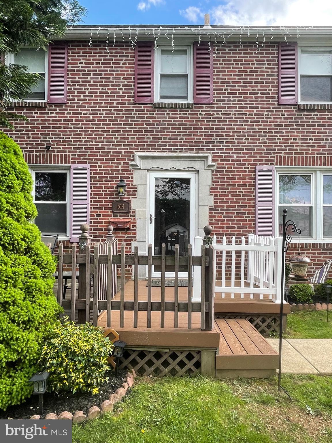 614 Dutton Circle Springfield, PA 19064 - Photo 3 of 19