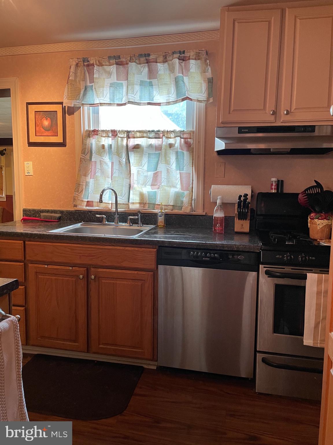 614 Dutton Circle Springfield, PA 19064 - Photo 8 of 19