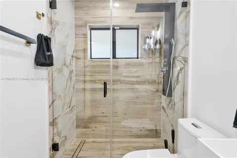 $1,162,500 | 256 Northwest 57th Street, Miami, FL 33127