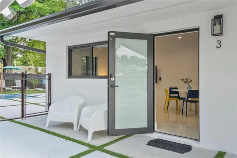 $1,162,500 | 256 Northwest 57th Street, Miami, FL 33127