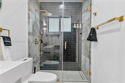 $1,162,500 | 256 Northwest 57th Street, Miami, FL 33127