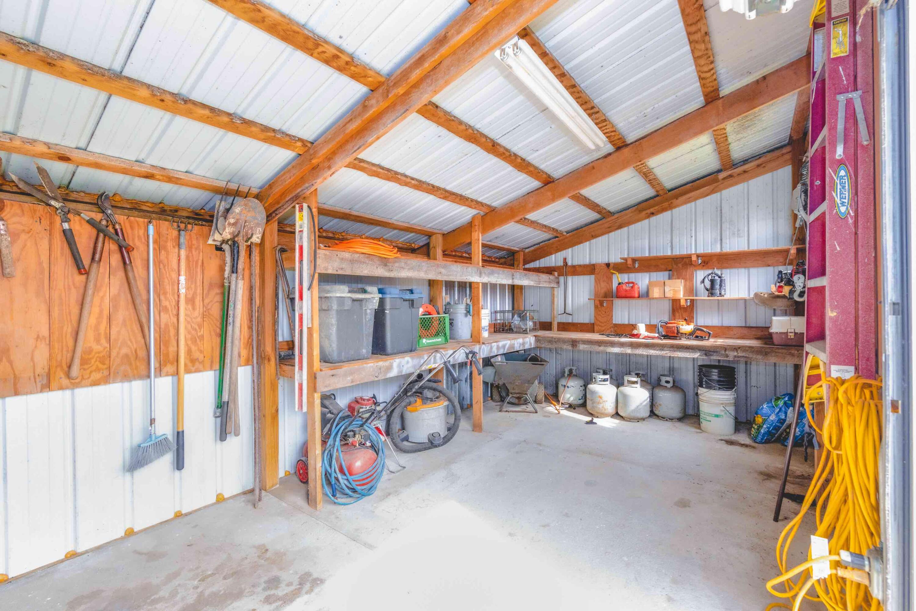 1037 Dry Branch Road Irvine, KY 40336 - Photo 20 of 47 043