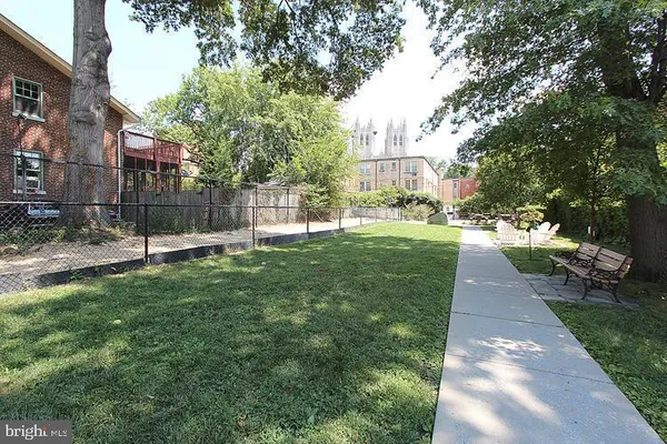 $2,900 | 3024 Wisconsin Avenue Northwest, Unit B12, Washington, DC 20016