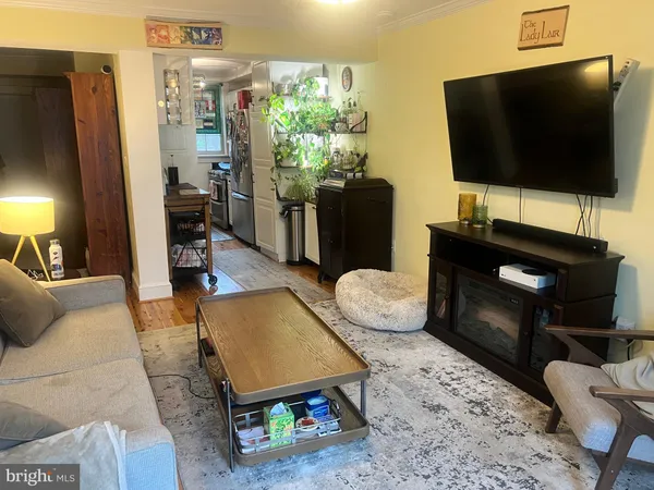 $2,900 | 3024 Wisconsin Avenue Northwest, Unit B12, Washington, DC 20016