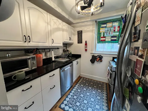 $2,900 | 3024 Wisconsin Avenue Northwest, Unit B12, Washington, DC 20016