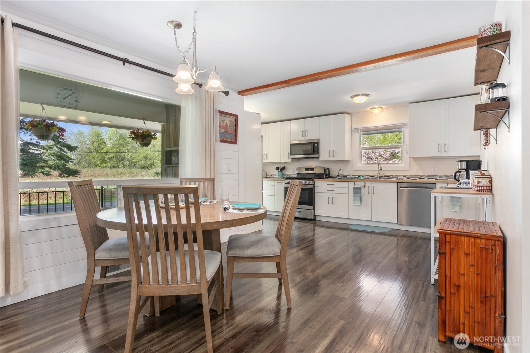 997 West Larson Road Bellingham, WA 98226 - Photo 10 of 38