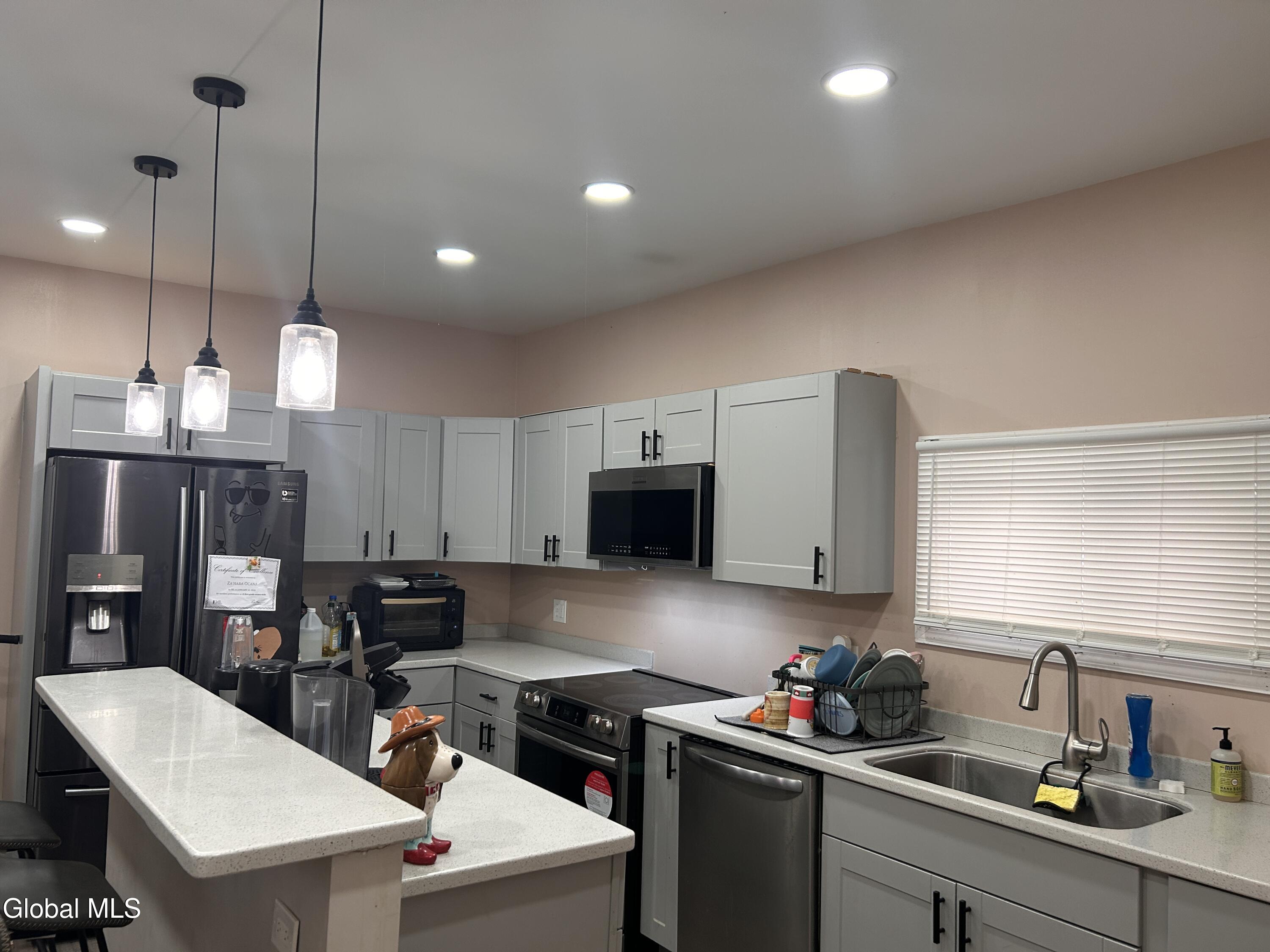 1925 8th Avenue Watervliet, NY 12189 - Photo 12 of 23 IMG_4288