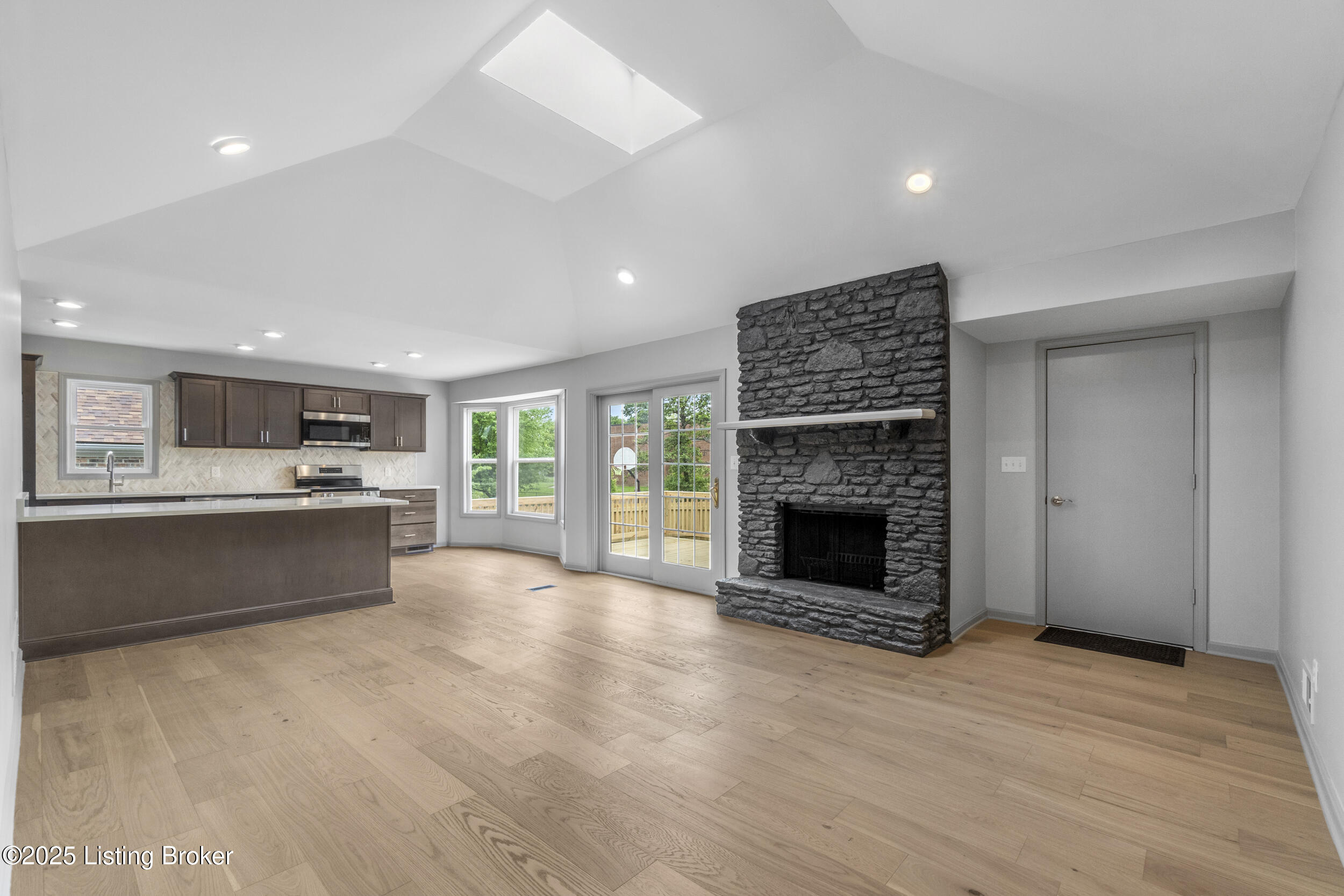 2400 Hayward Road Louisville, KY 40242 - Photo 22 of 47 dsc00511