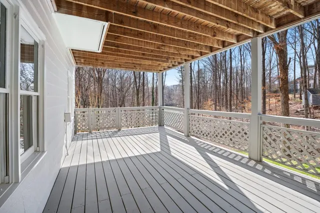 $1,299,888 | 6005 Bateau Drive, Flowery Branch, GA 30542