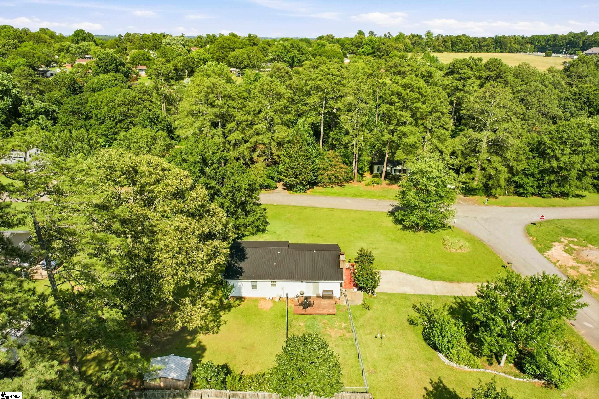 100 Elm Court Easley, SC 29642 - Photo 30 of 35