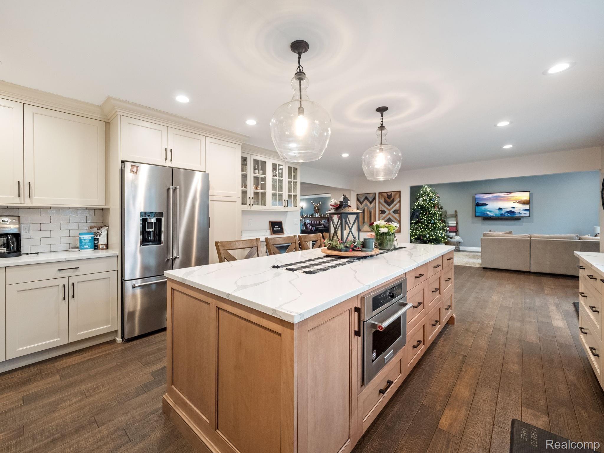 861 Washington Road Grosse Pointe, MI 48230 - Photo 15 of 46 Kitchen 7.jpg