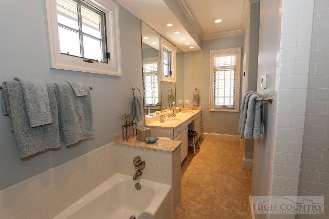 497 Ontario Ridge Boone, NC 28607 - Photo 5 of 29 Gallery Image 5